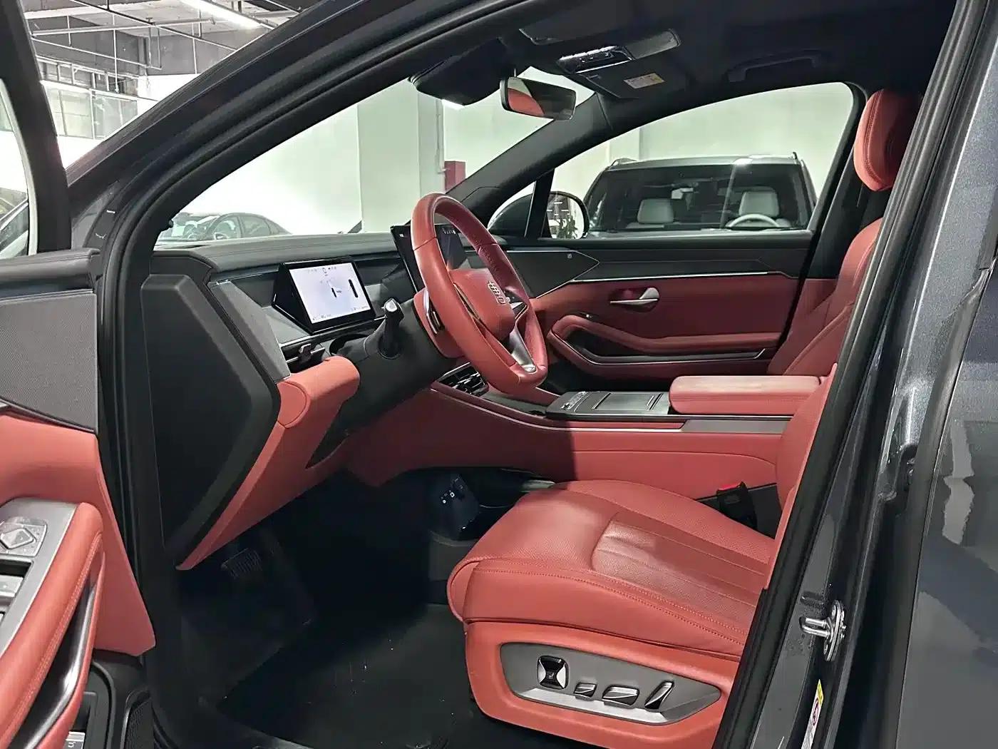 Tang L 2025 EV 600KM Four-Wheel Drive LiDAR Flagship Edition — миниатюра 11