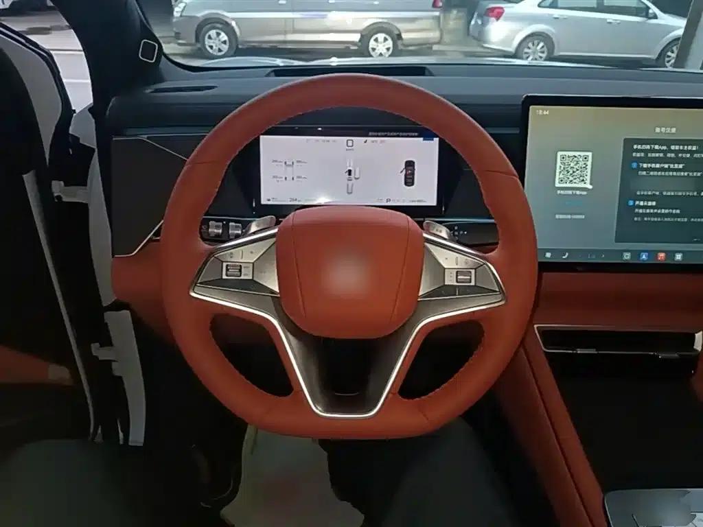 Tang L 2025 EV 670KM LiDAR Flagship Edition — миниатюра 11