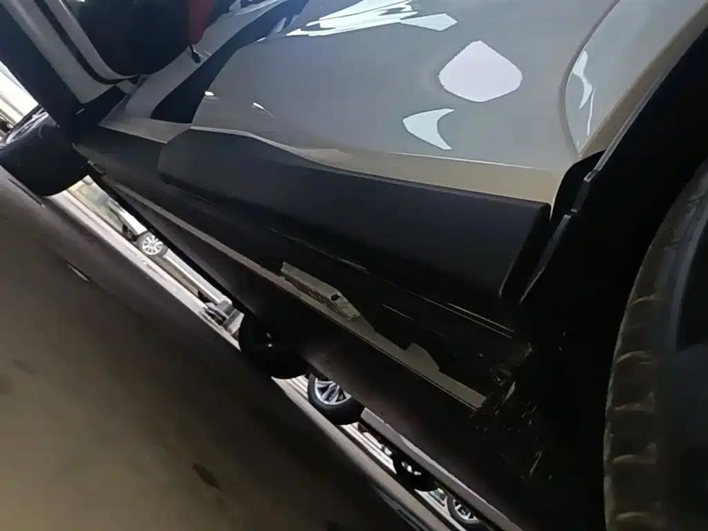 Tang L 2025 EV 670KM LiDAR Flagship Edition — миниатюра 22