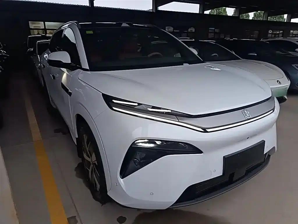 Tang L 2025 EV 670KM LiDAR Flagship Edition — миниатюра 4