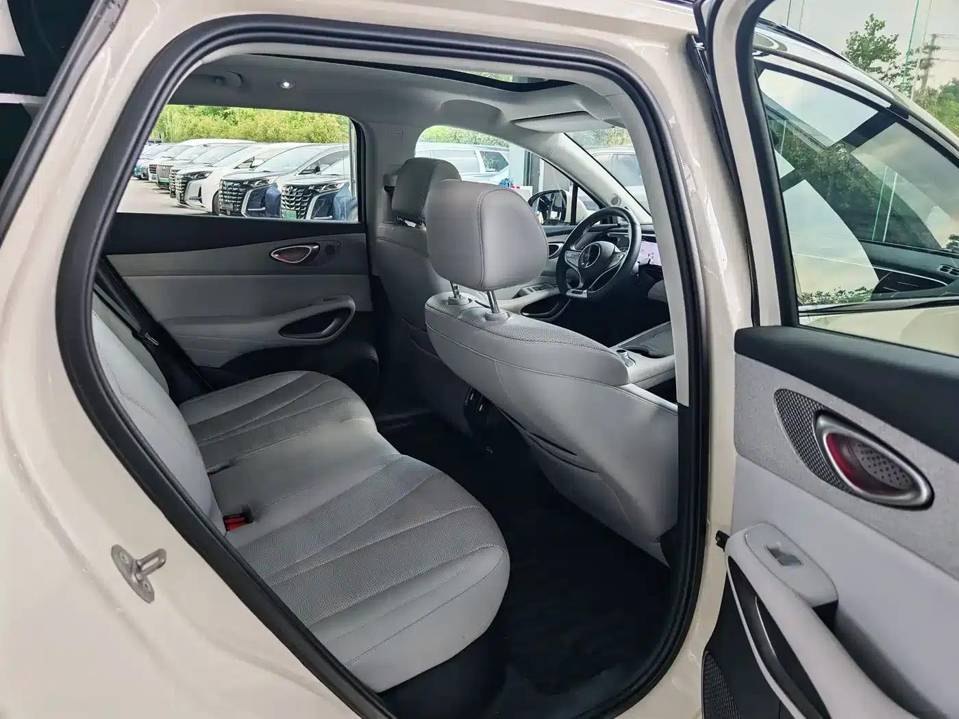 Hiace 05 EV 2025 520KM Flagship Intelligent Navigation Edition — миниатюра 12
