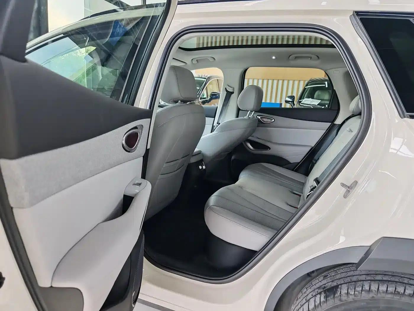 Hiace 05 EV 2025 520KM Flagship Intelligent Navigation Edition — миниатюра 7