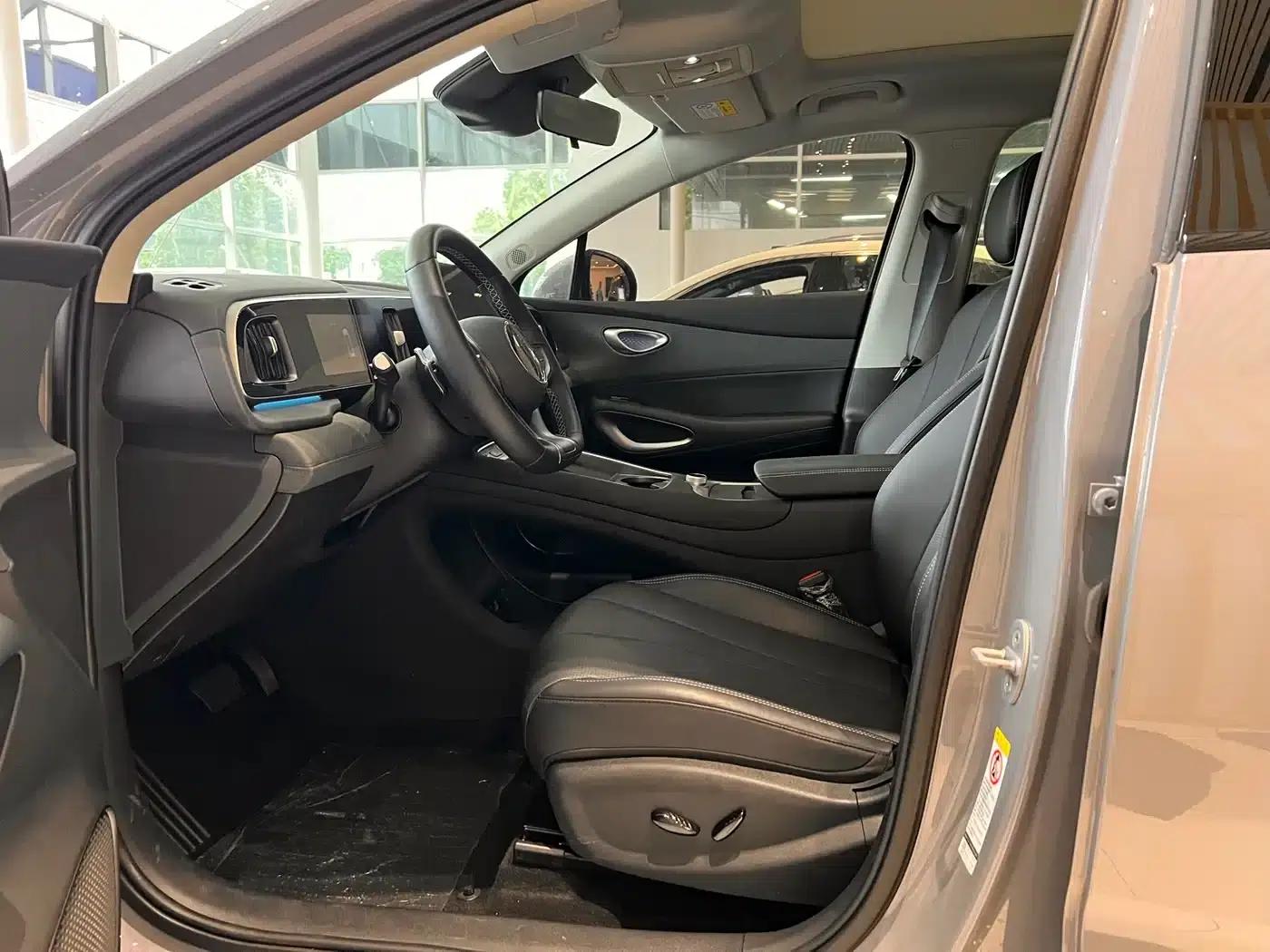 Hiace 05 EV 2025 520KM Flagship Intelligent Navigation Edition — миниатюра 4