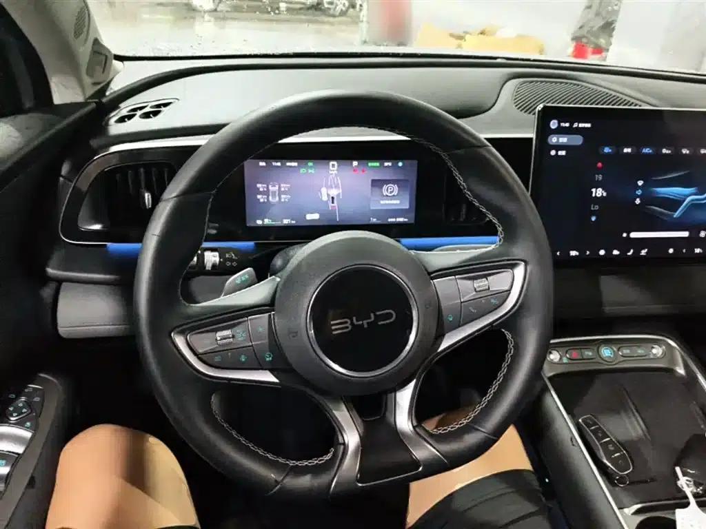 Hiace 05 EV 2025 520KM Flagship Intelligent Navigation Edition — миниатюра 11