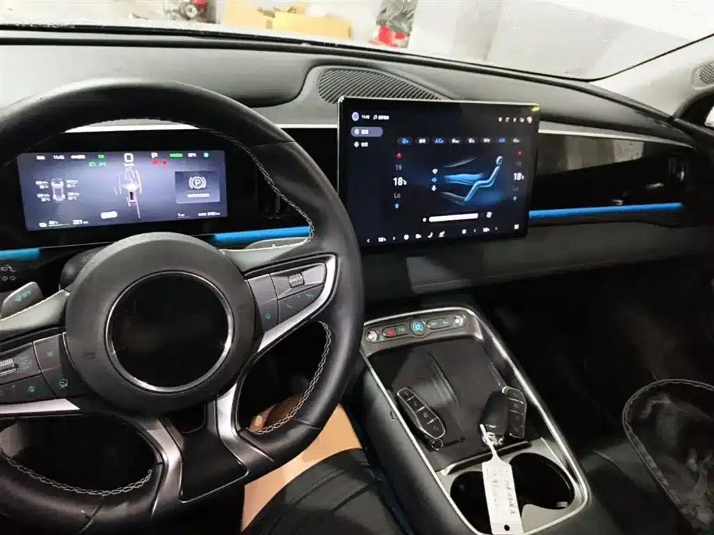 Hiace 05 EV 2025 520KM Flagship Intelligent Navigation Edition — миниатюра 10