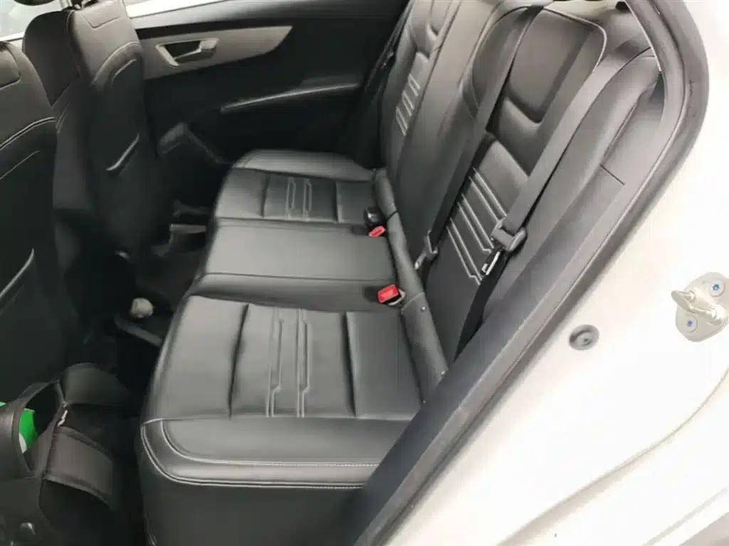 Qin 2019 1.5L Automatic Deluxe Edition — миниатюра 17