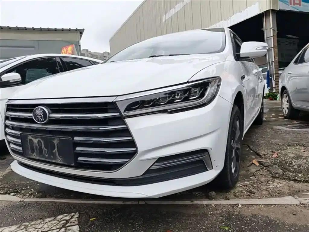 Qin 2019 1.5L Automatic Deluxe Edition — миниатюра 24