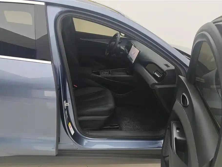 Seal 06 DM-i Touring Edition 2025 DM-i 150KM Premium Model — миниатюра 8