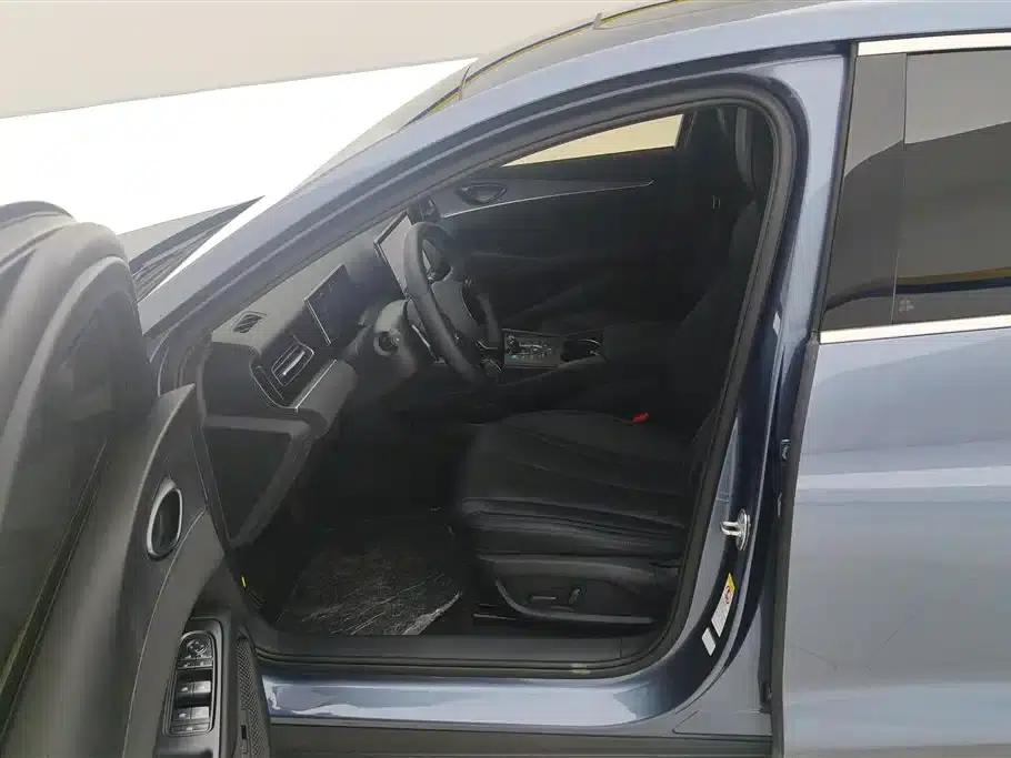 Seal 06 DM-i Touring Edition 2025 DM-i 150KM Premium Model — миниатюра 9