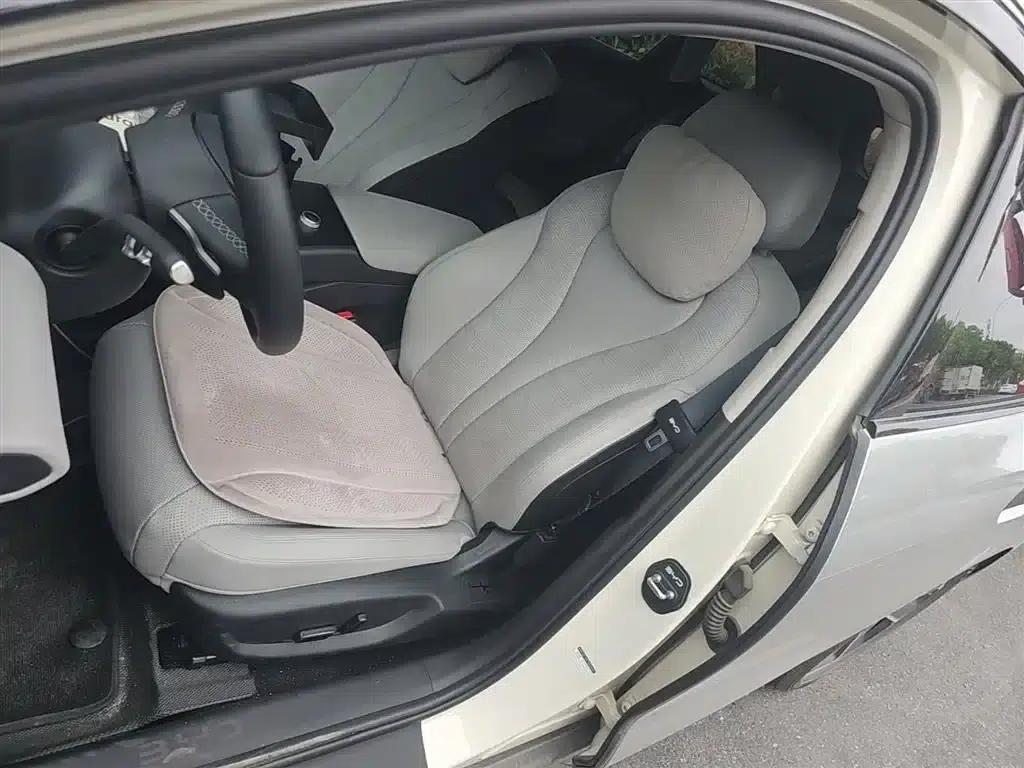 Seal 06 DM-i Touring Edition 2025 DM-i 150KM Flagship Model — миниатюра 15