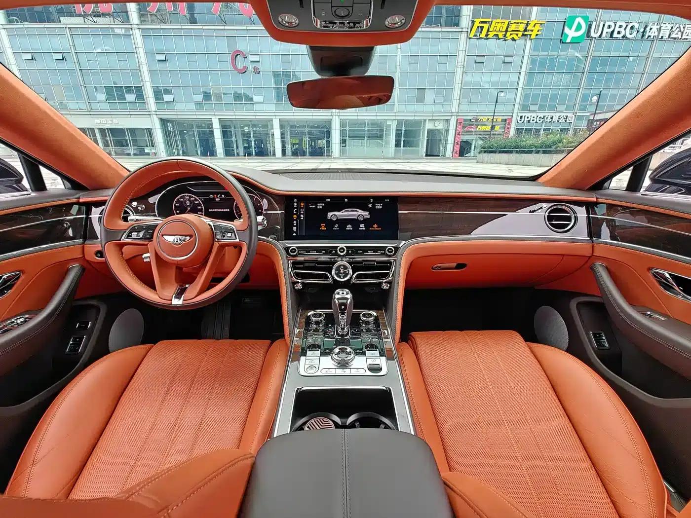 Flying Spur 2020 6.0T W12 Standard Edition — миниатюра 4