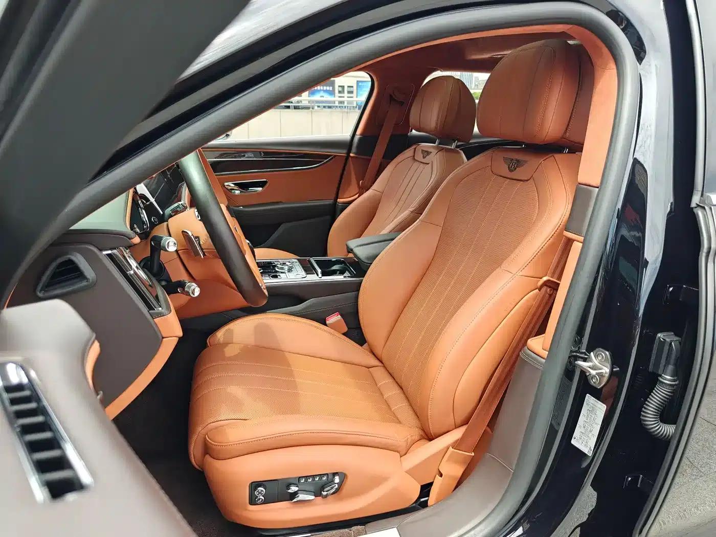 Flying Spur 2020 6.0T W12 Standard Edition — миниатюра 5