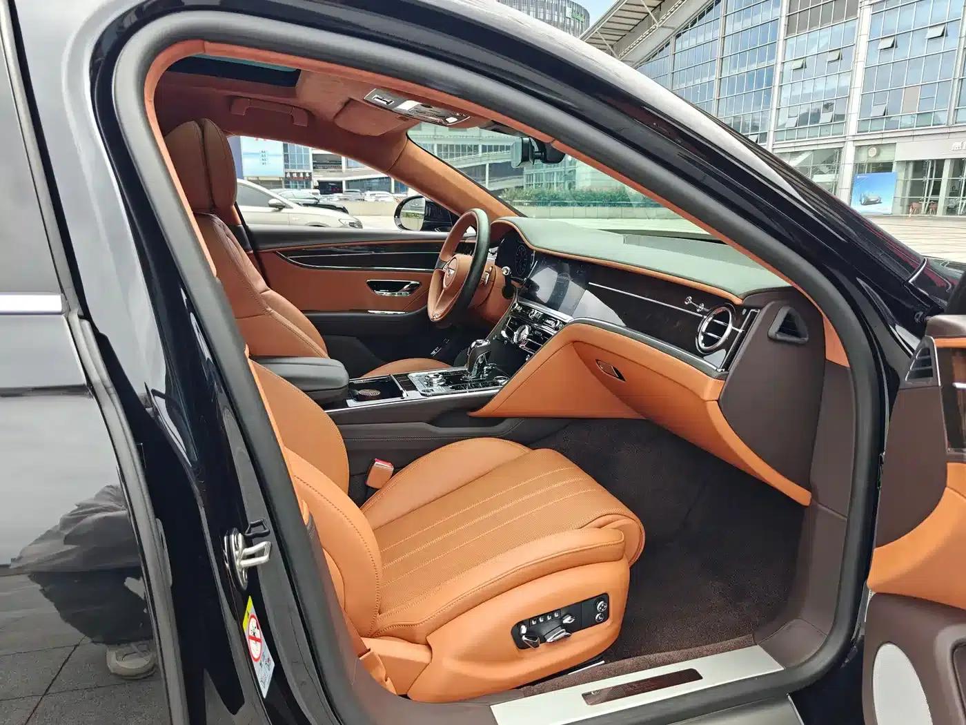 Flying Spur 2020 6.0T W12 Standard Edition — миниатюра 7