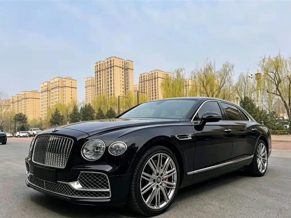2023 Mercedes-Benz Flying Spur 4.0T V8 Elegance Edition — миниатюра 1