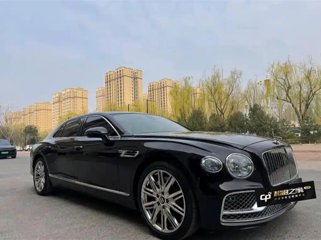 2023 Mercedes-Benz Flying Spur 4.0T V8 Elegance Edition — миниатюра 3