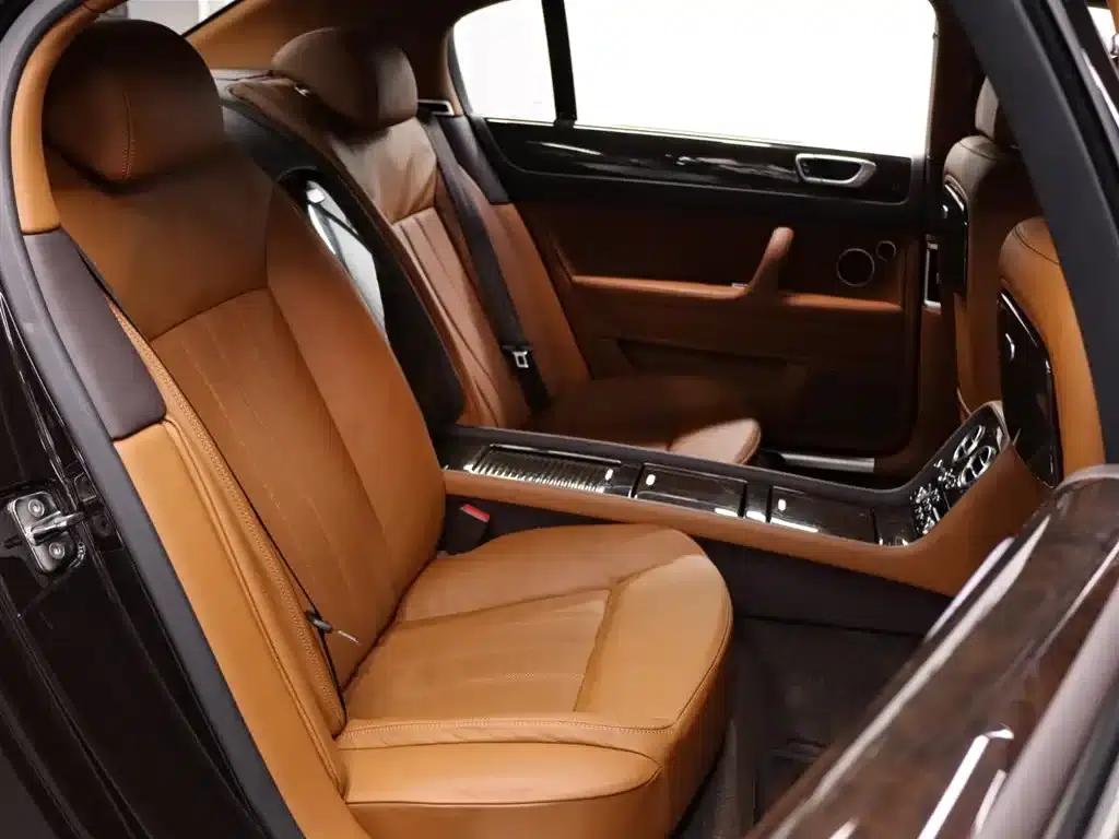 2010 Flying Spur 6.0T Four-Seater — миниатюра 23