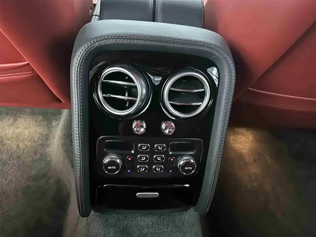 2010 Flying Spur 6.0T Five-Seater — миниатюра 11