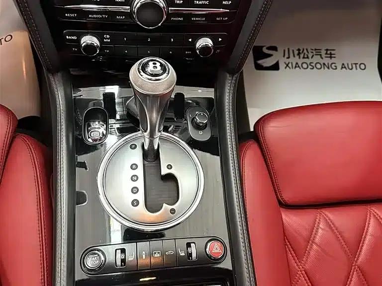 2010 Flying Spur 6.0T Five-Seater — миниатюра 10