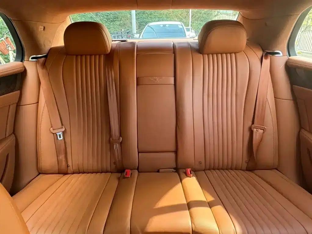 2016 Flying Spur 4.0T V8 Standard Edition — миниатюра 18