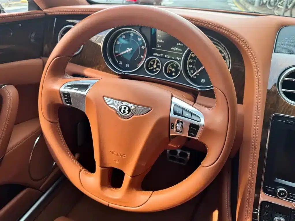 2016 Flying Spur 4.0T V8 Standard Edition — миниатюра 28