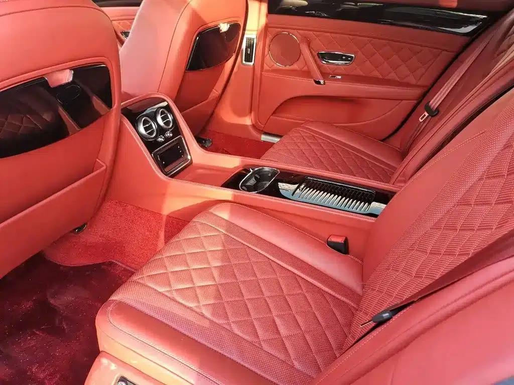 2017 Mercedes-Benz Flying Spur 4.0T V8 S Standard Edition — миниатюра 6