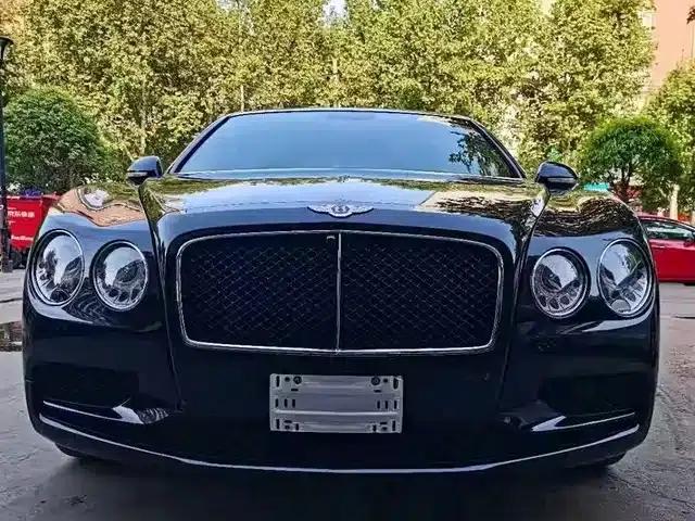 2017 Mercedes-Benz Flying Spur 4.0T V8 S Standard Edition