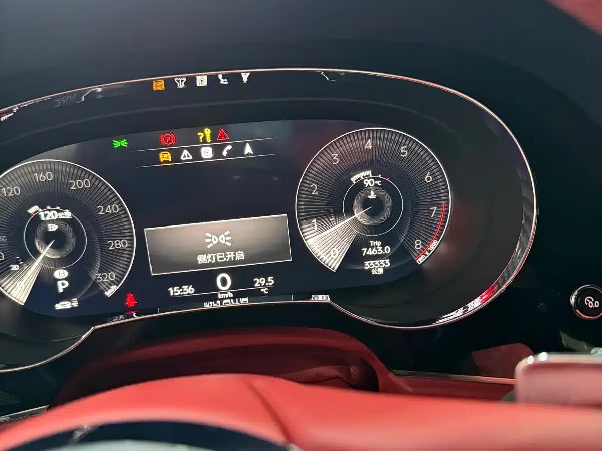 Bentayga 2021 4.0T V8 — миниатюра 10
