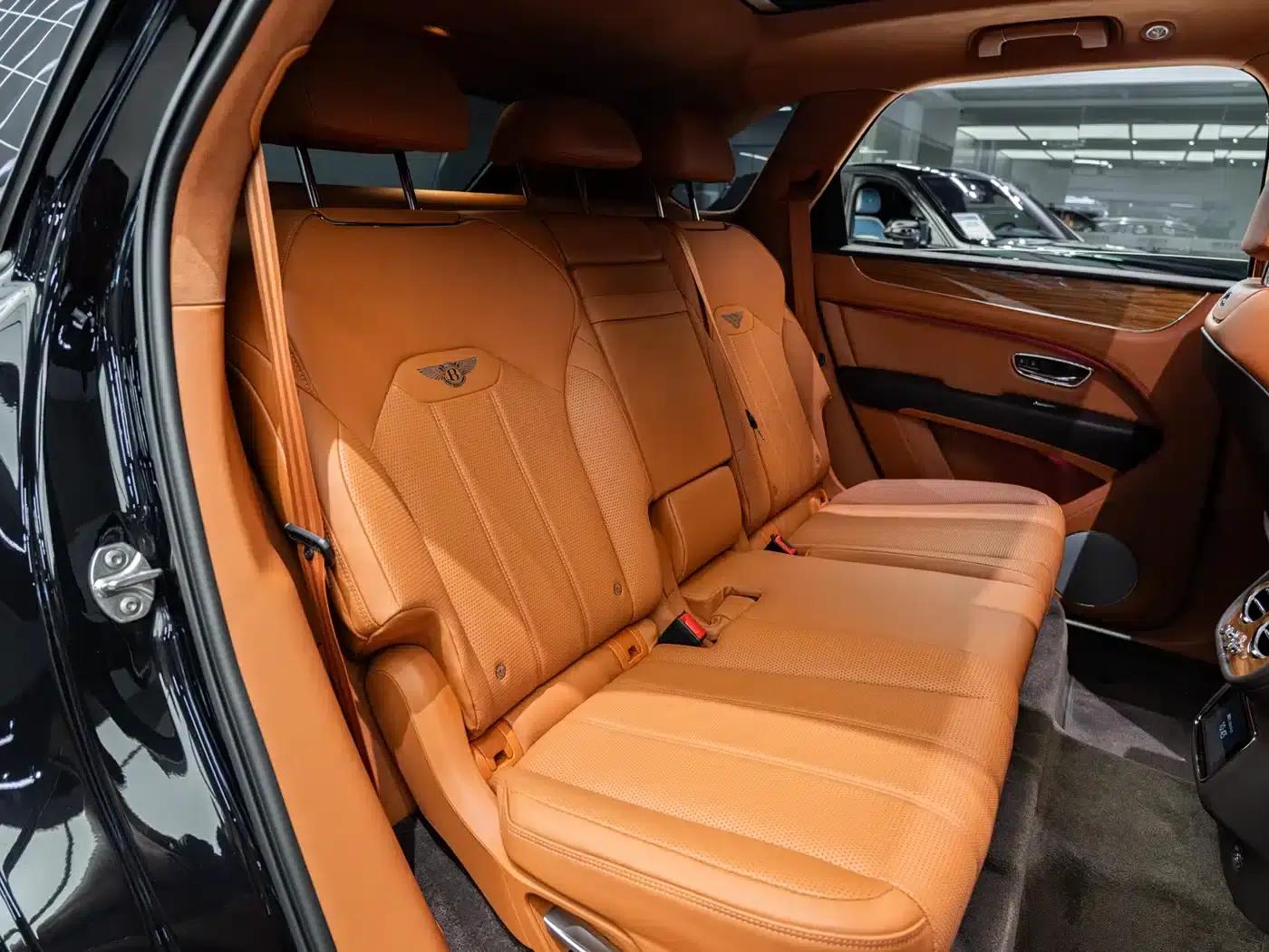 Bentayga 2022 4.0T V8 — миниатюра 11