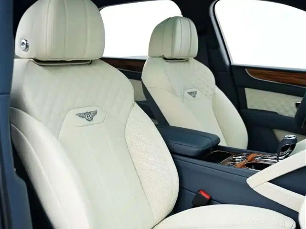Bentayga 2022 4.0T V8 — миниатюра 4