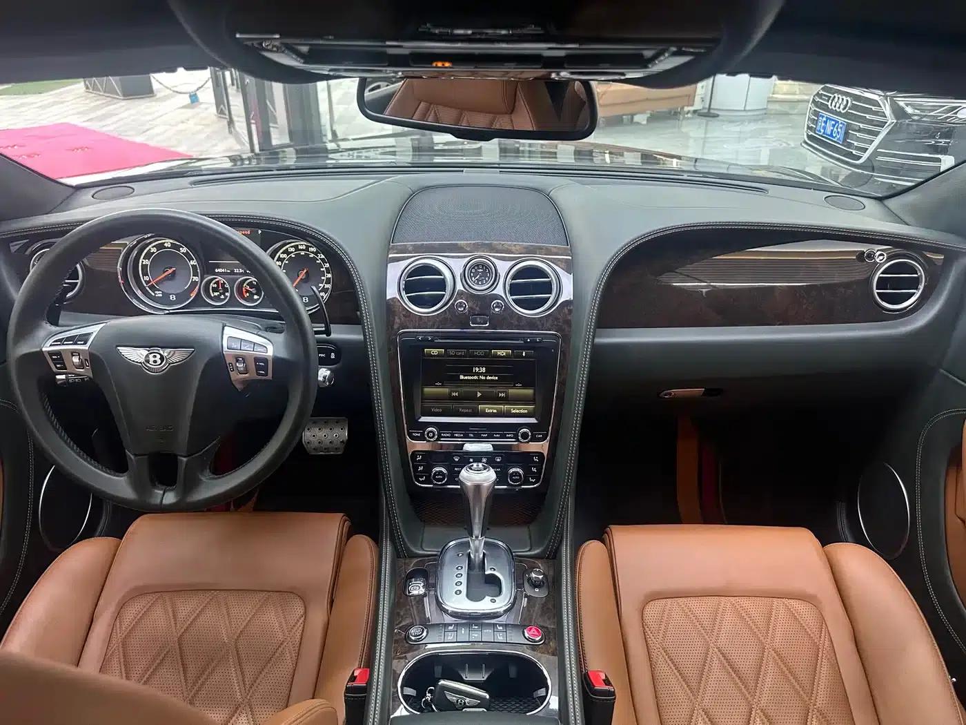 2014 Continental 4.0T GT V8 S Standard Edition — миниатюра 12