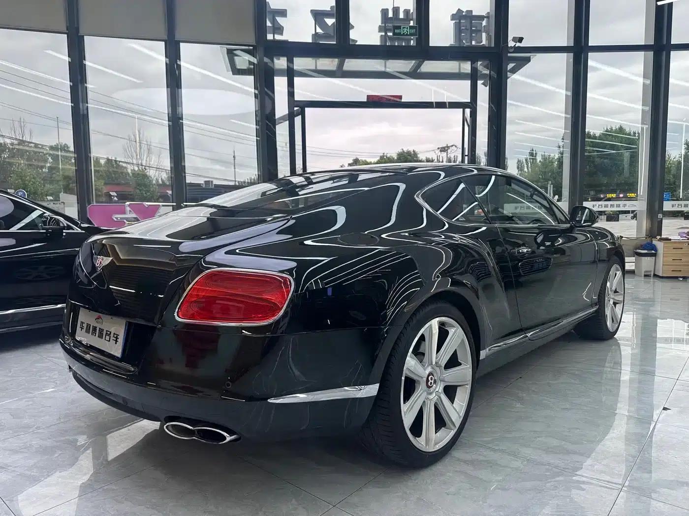 2014 Continental 4.0T GT V8 S Standard Edition — миниатюра 16