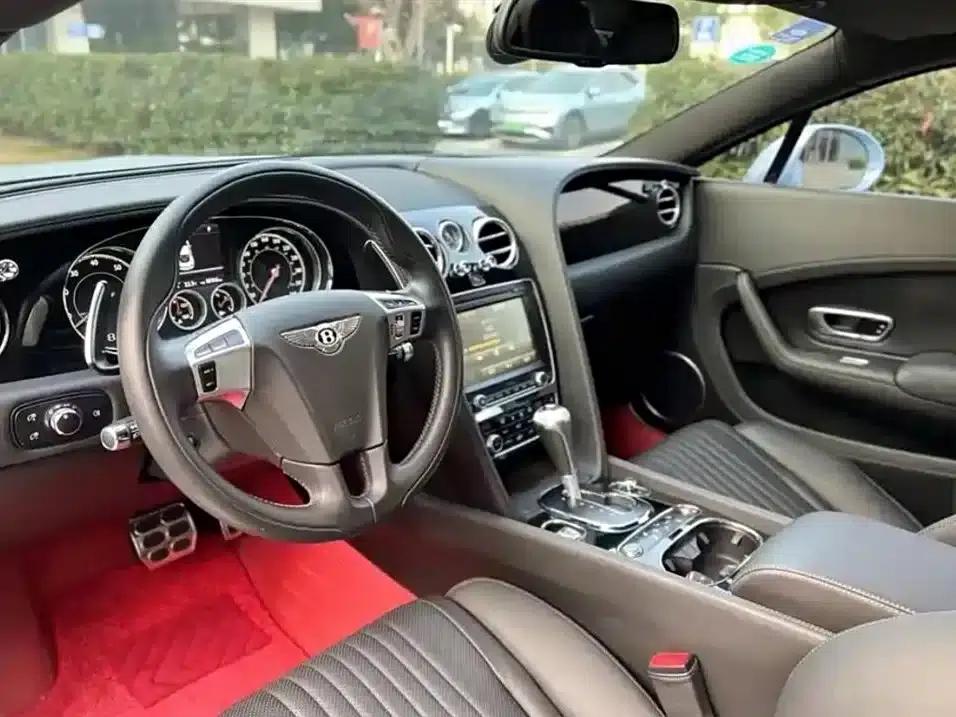 2017 Continental 4.0T GT V8 S Standard Edition — миниатюра 6