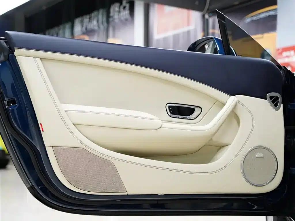 2015 Continental 6.0T GT W12 Standard Edition — миниатюра 26