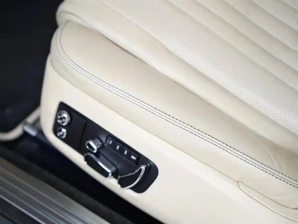 2015 Continental 6.0T GT W12 Standard Edition — миниатюра 30