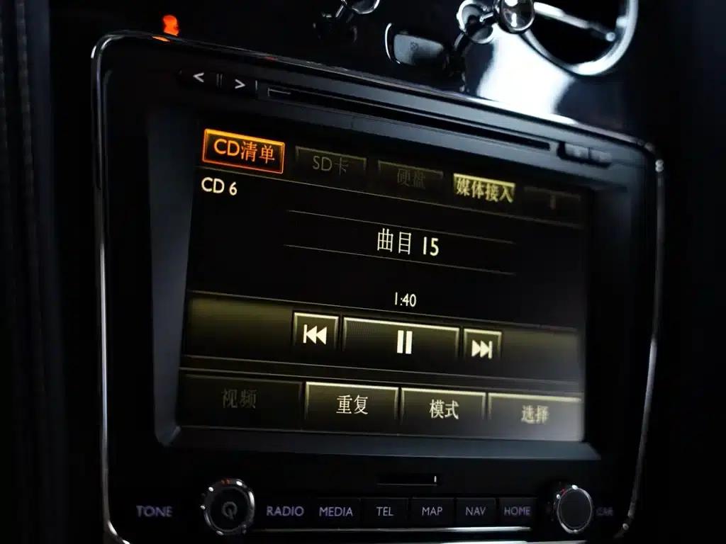 2015 Continental 6.0T GT W12 Standard Edition — миниатюра 10