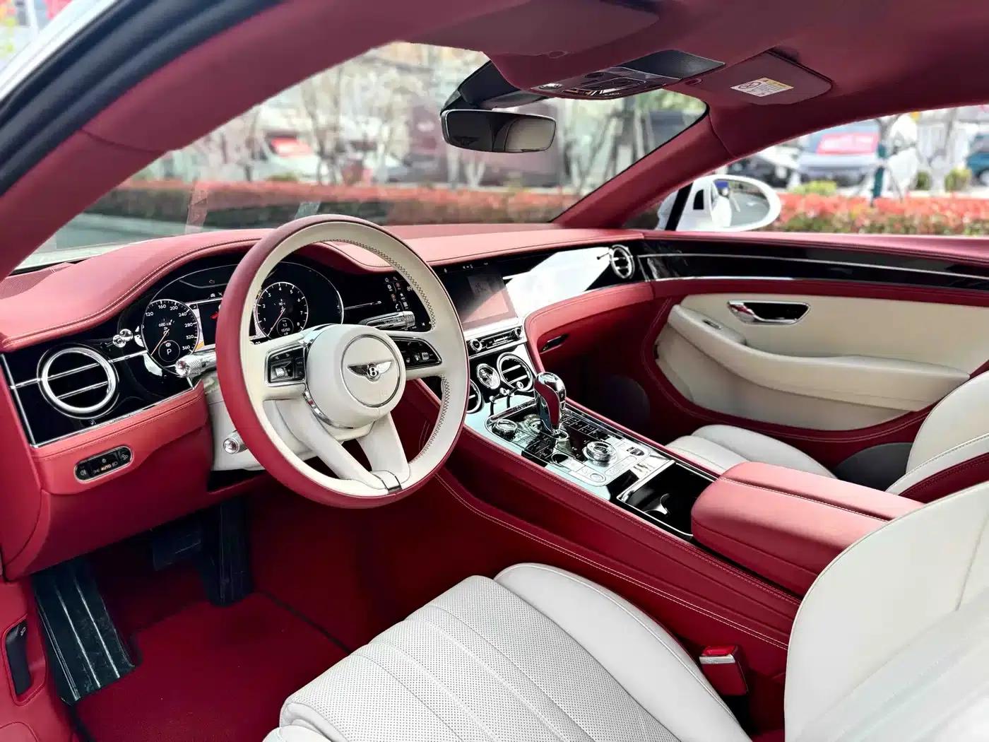 2024 Continental 4.0T GT V8 — миниатюра 4