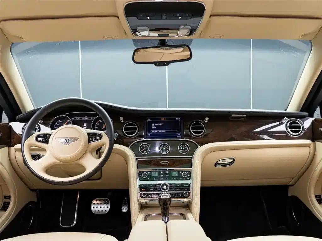 Mulsanne 2015 6.8T Standard Edition — миниатюра 16