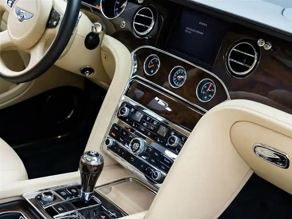 Mulsanne 2015 6.8T Standard Edition — миниатюра 19