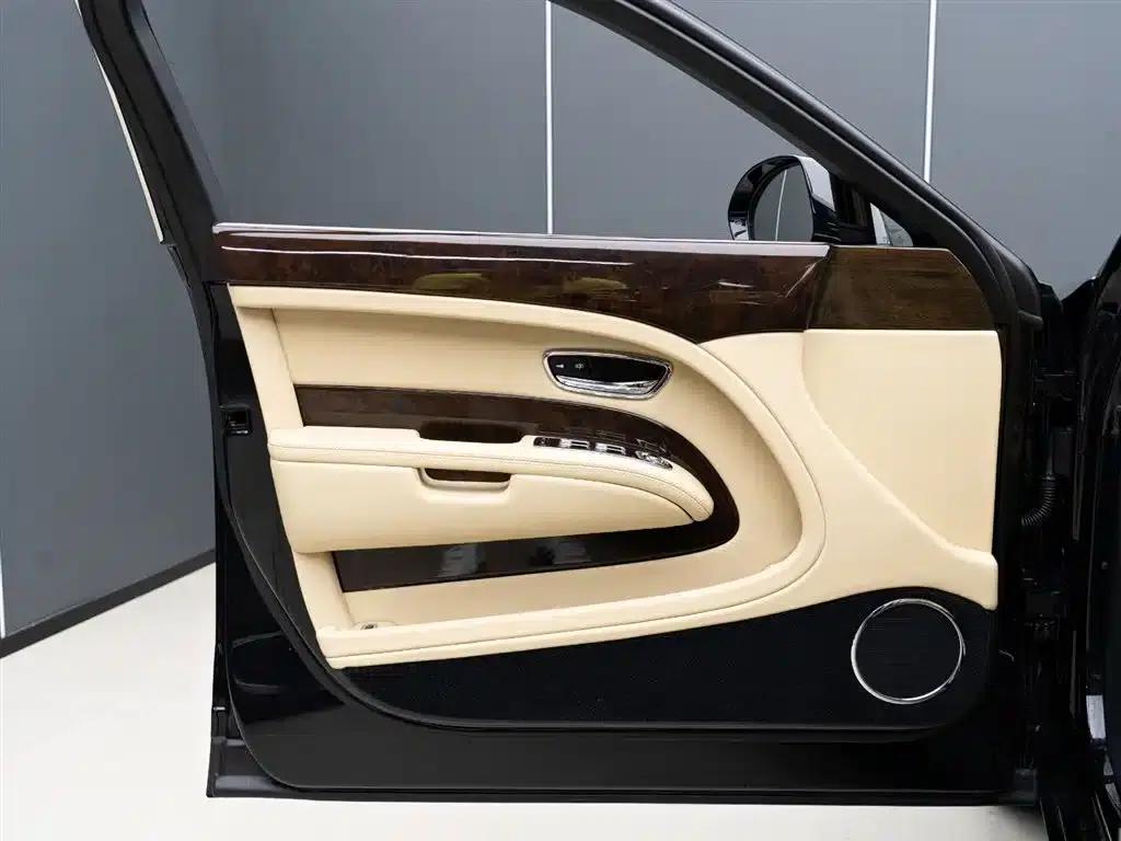 Mulsanne 2015 6.8T Standard Edition — миниатюра 7