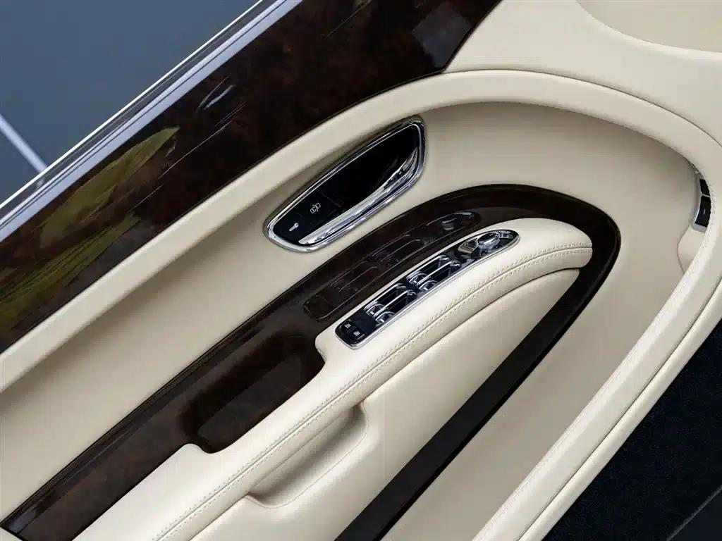Mulsanne 2015 6.8T Standard Edition — миниатюра 8