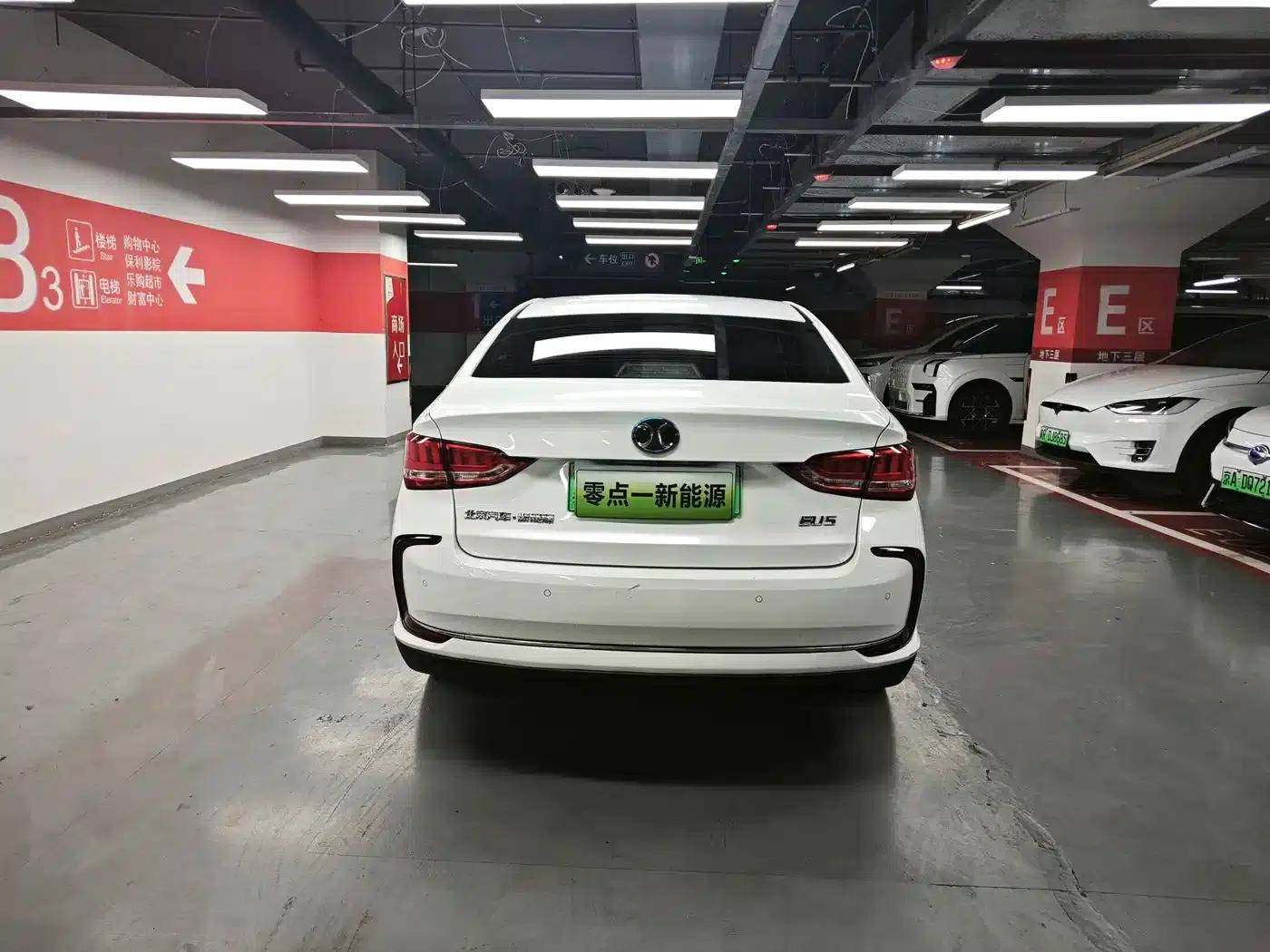 Beijing EU5 2019 R500 Smart Wind Edition — миниатюра 10