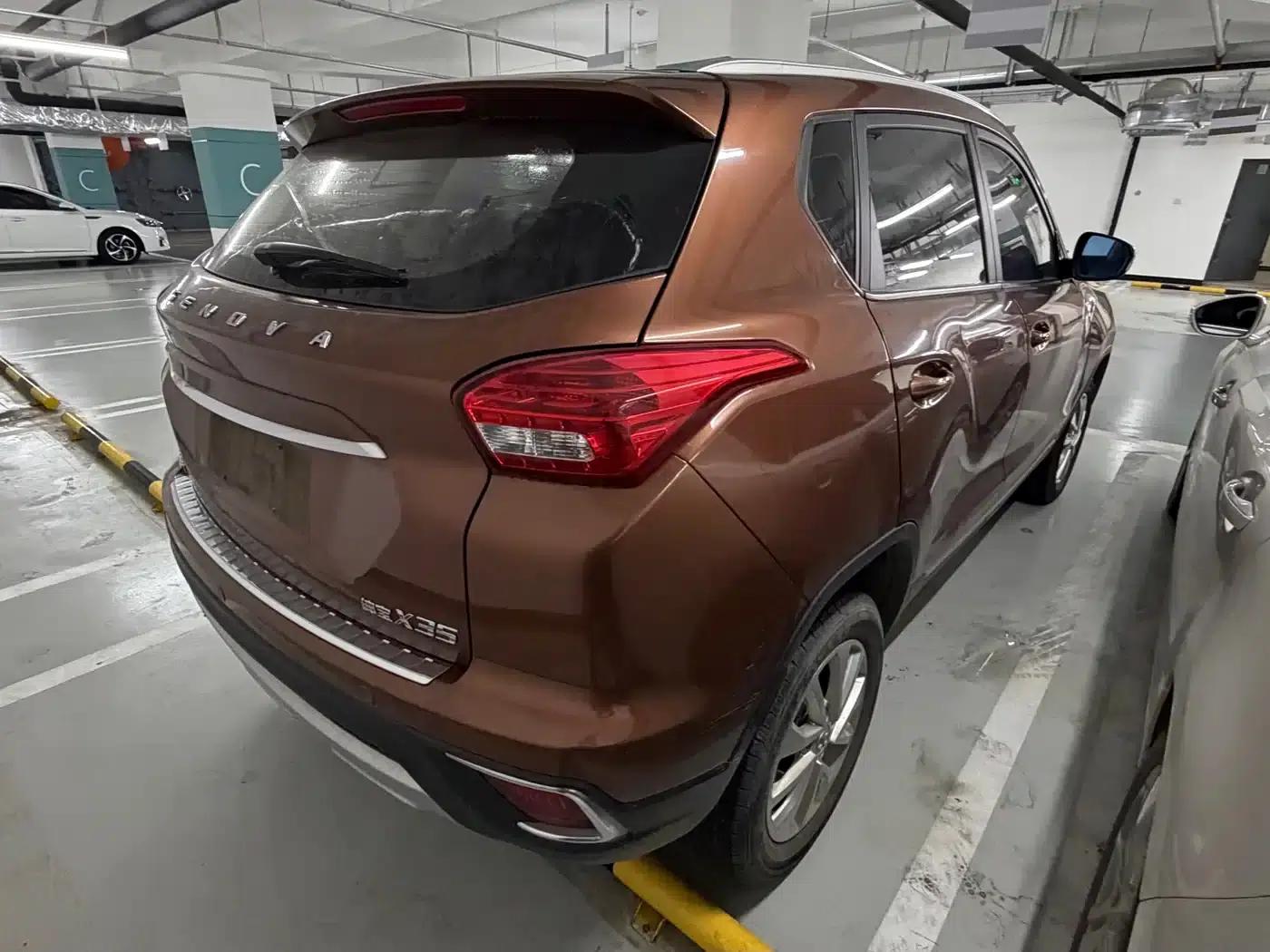 2016 Senova X35 1.5L Manual Deluxe Edition — миниатюра 3