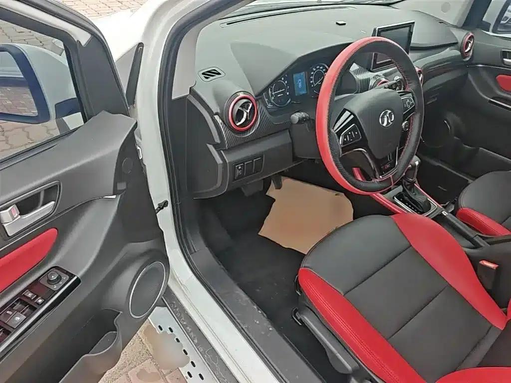 2015 Senova X25 1.5L Automatic Elite — миниатюра 16