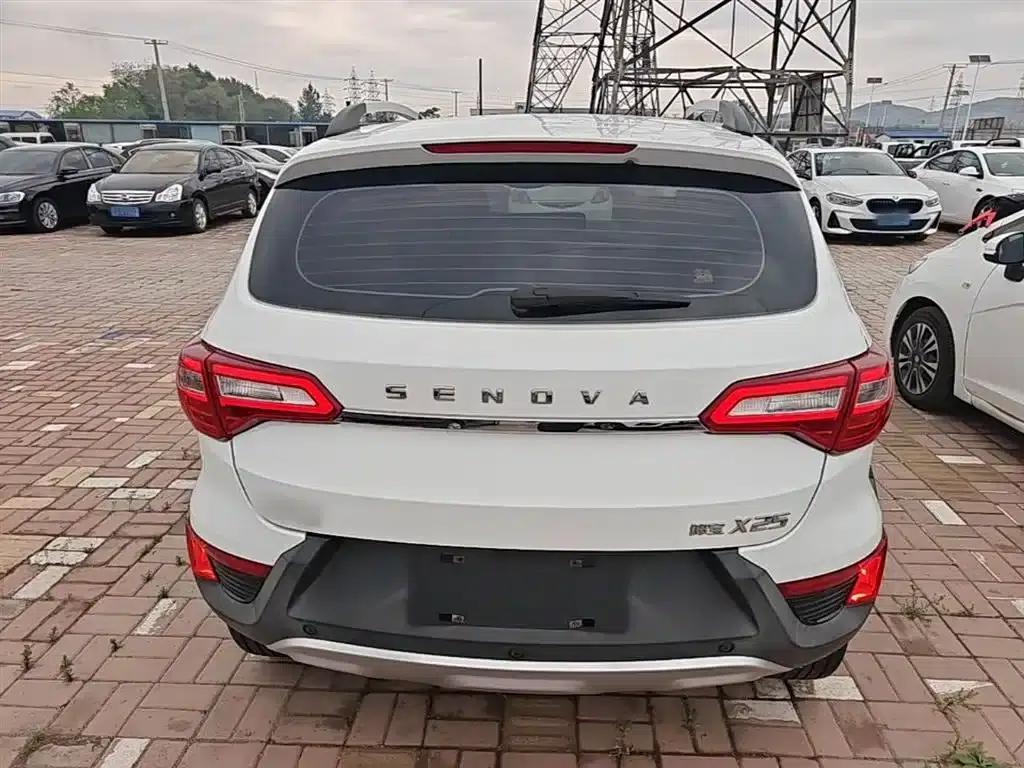 2015 Senova X25 1.5L Automatic Elite — миниатюра 6
