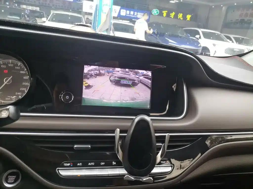 Trumpchi M6 2019 270T DCT Premium Edition (7-seater) National VI Emission Standard — миниатюра 13