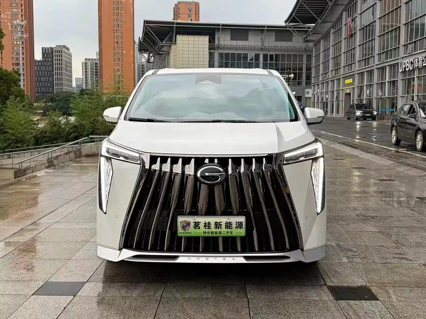 Trumpchi E9 2023 E9 Champion Edition — миниатюра 2