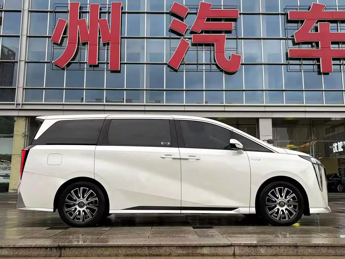 Trumpchi E9 2023 E9 Champion Edition — миниатюра 4