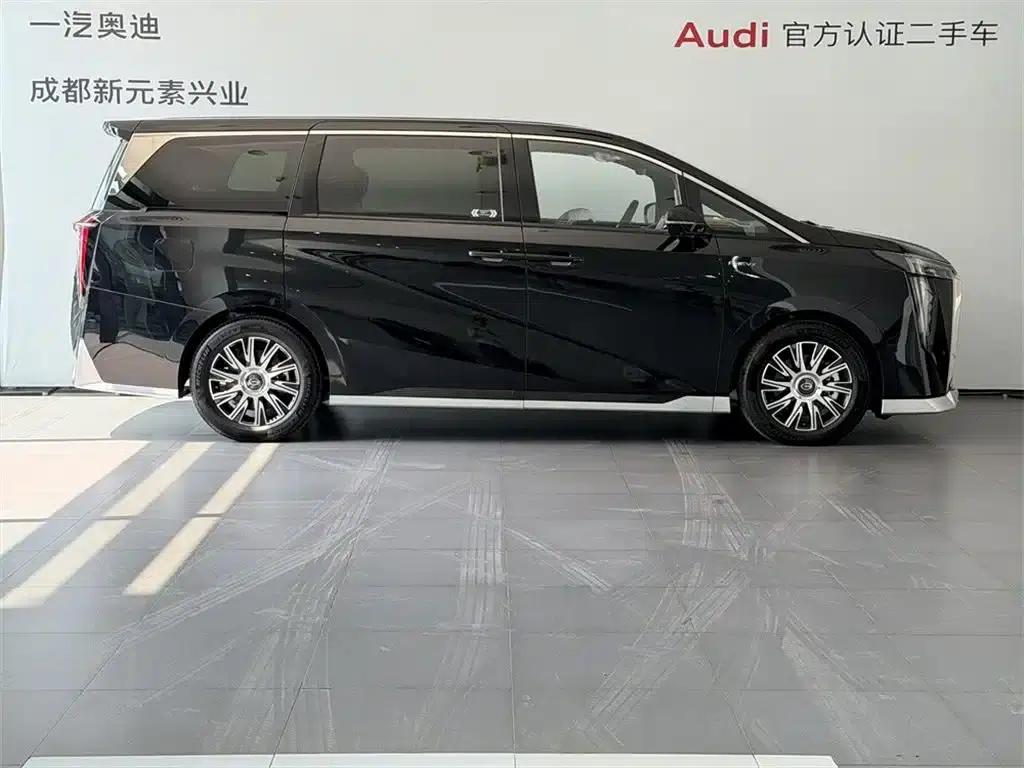 Trumpchi E9 2025 Model: E9 Super Fast Charging Champion — миниатюра 3