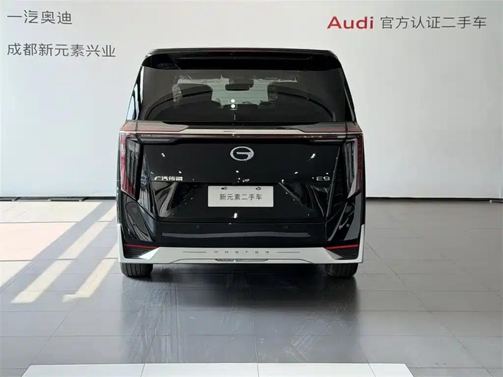 Trumpchi E9 2025 Model: E9 Super Fast Charging Champion — миниатюра 5