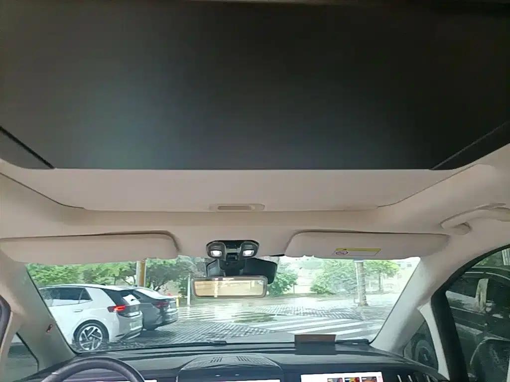 Trumpchi E9 2023 E9 Champion Edition — миниатюра 18